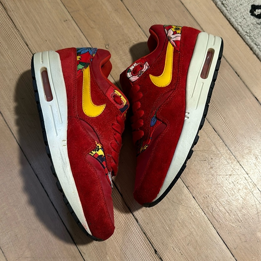 NIKE AIRMAX ALOHA SUEDE SNEAKER